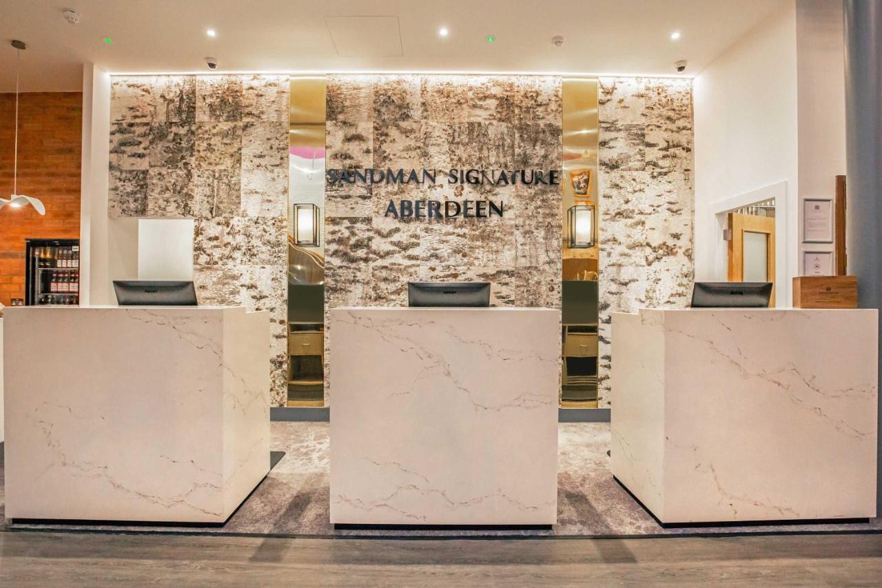 Hotel Sandman Signature & Aberdeen