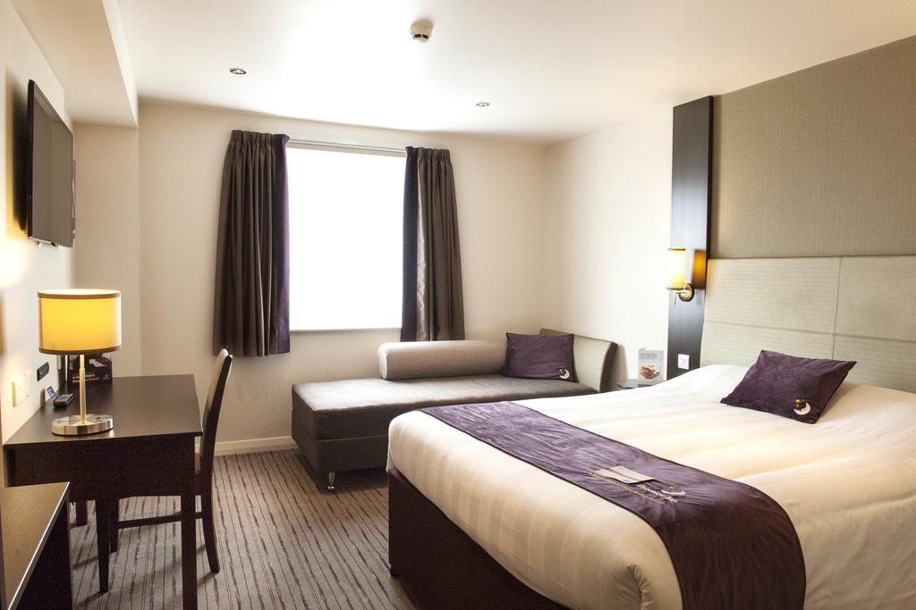 Hotel Premier - Anderson Drive 3*