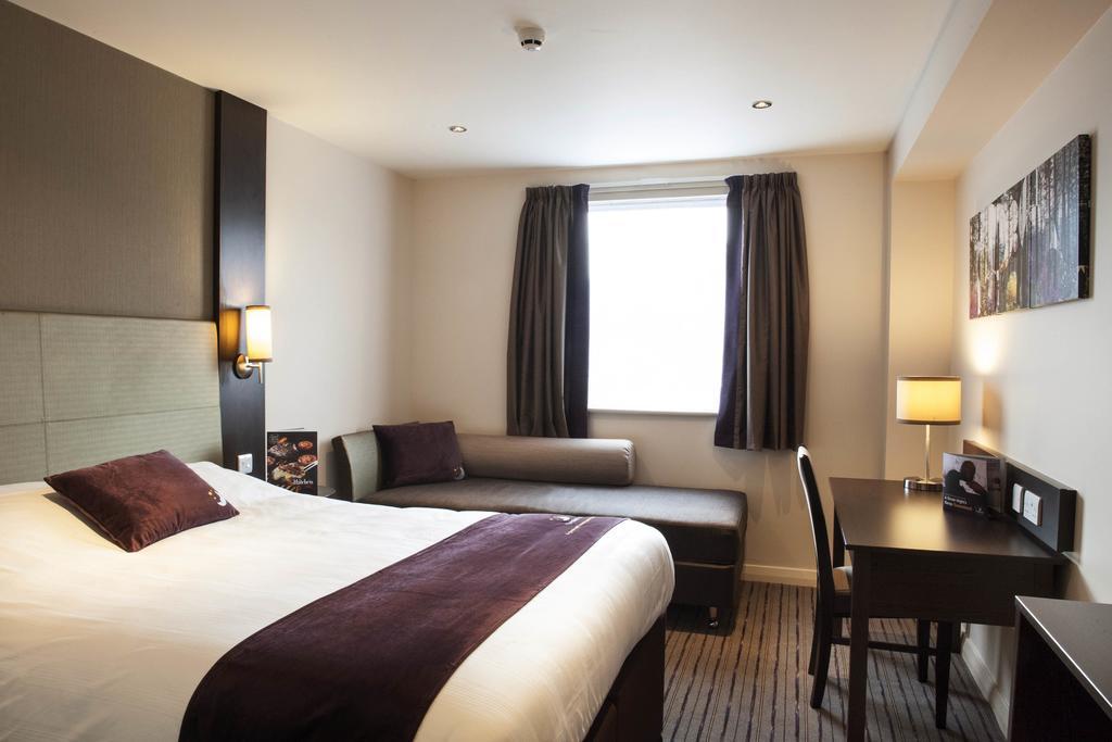 Premier - Anderson Drive Hotel 3*