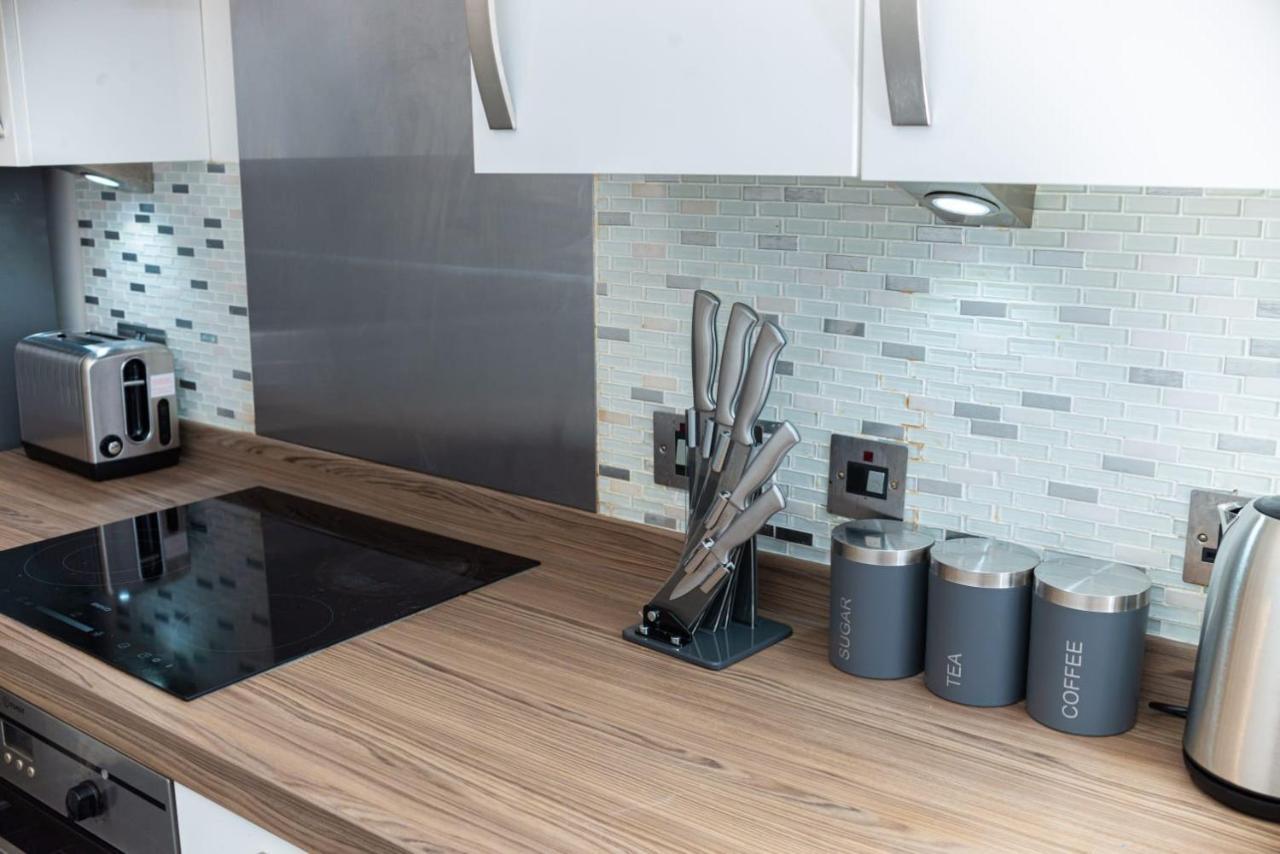 Centre Flat: 2-bedroom With Parking Apartment