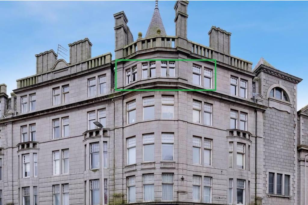 Executive Floor 1 Bedroom * Aberdeen