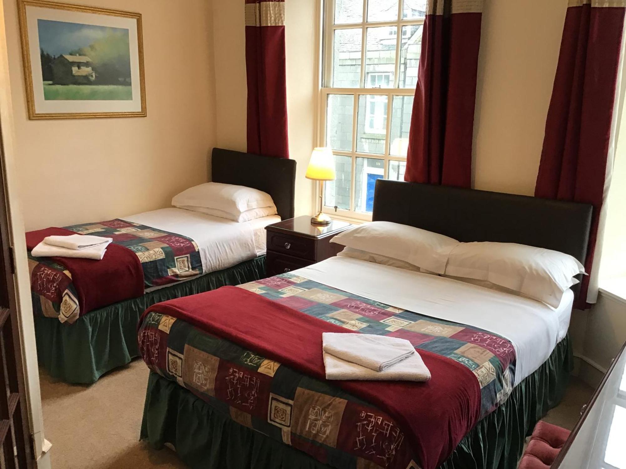 The Royal Crown Guest house 3*