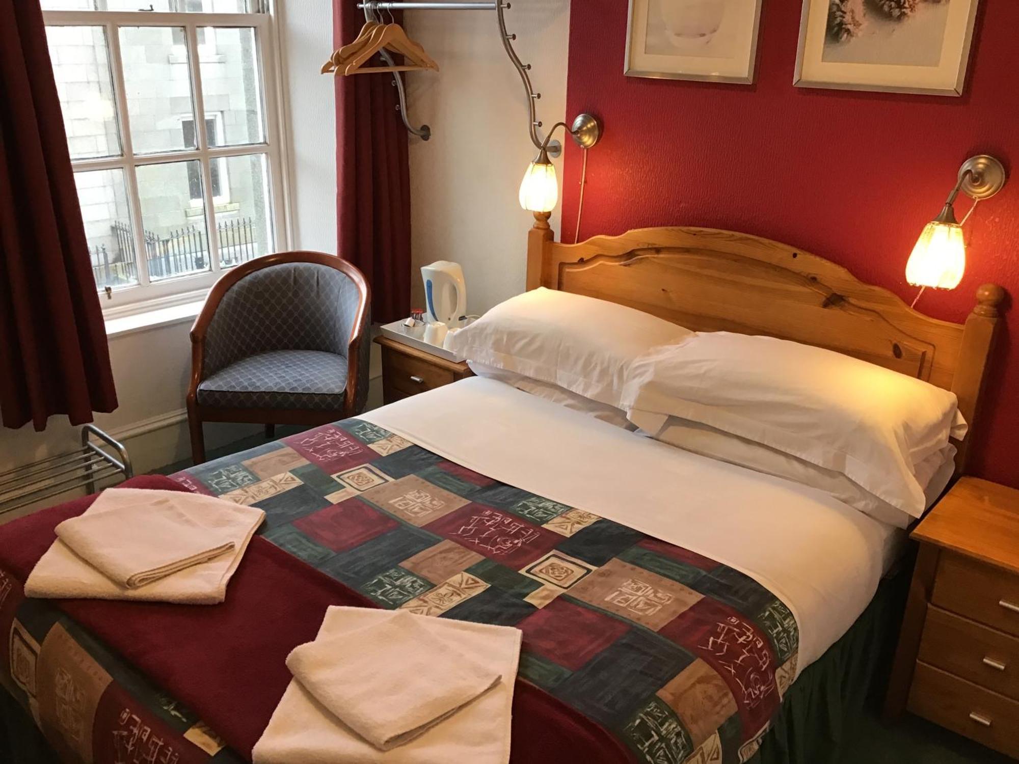 The Royal Crown 3* Aberdeen