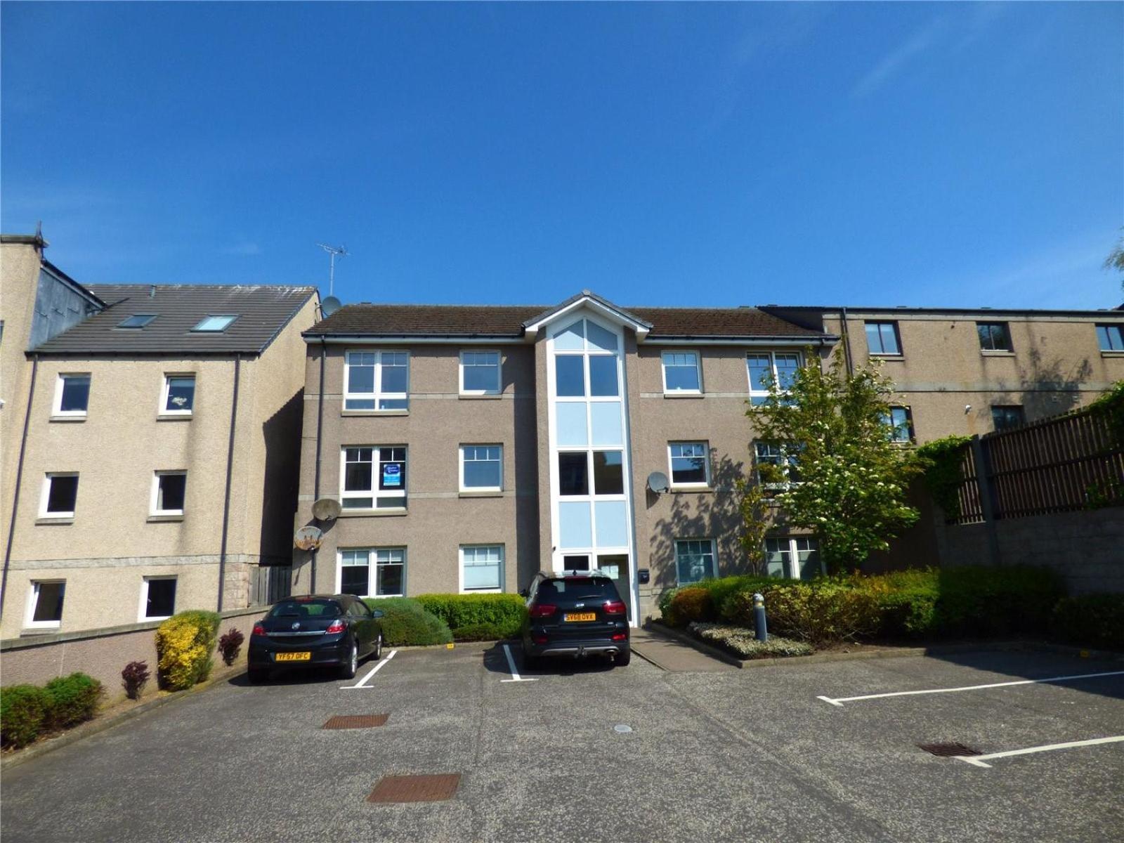 Apartment Spacious Elegant 2-br In Centre Aberdeen