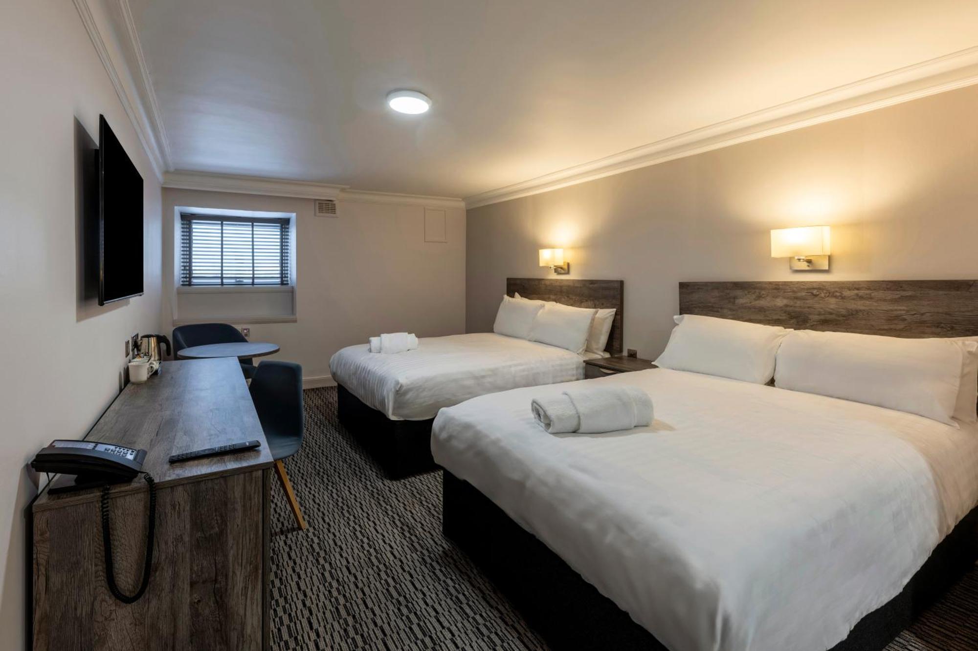 Copthorne 4*