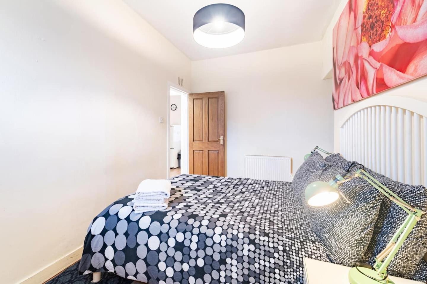 Charles Apartamento Aberdeen