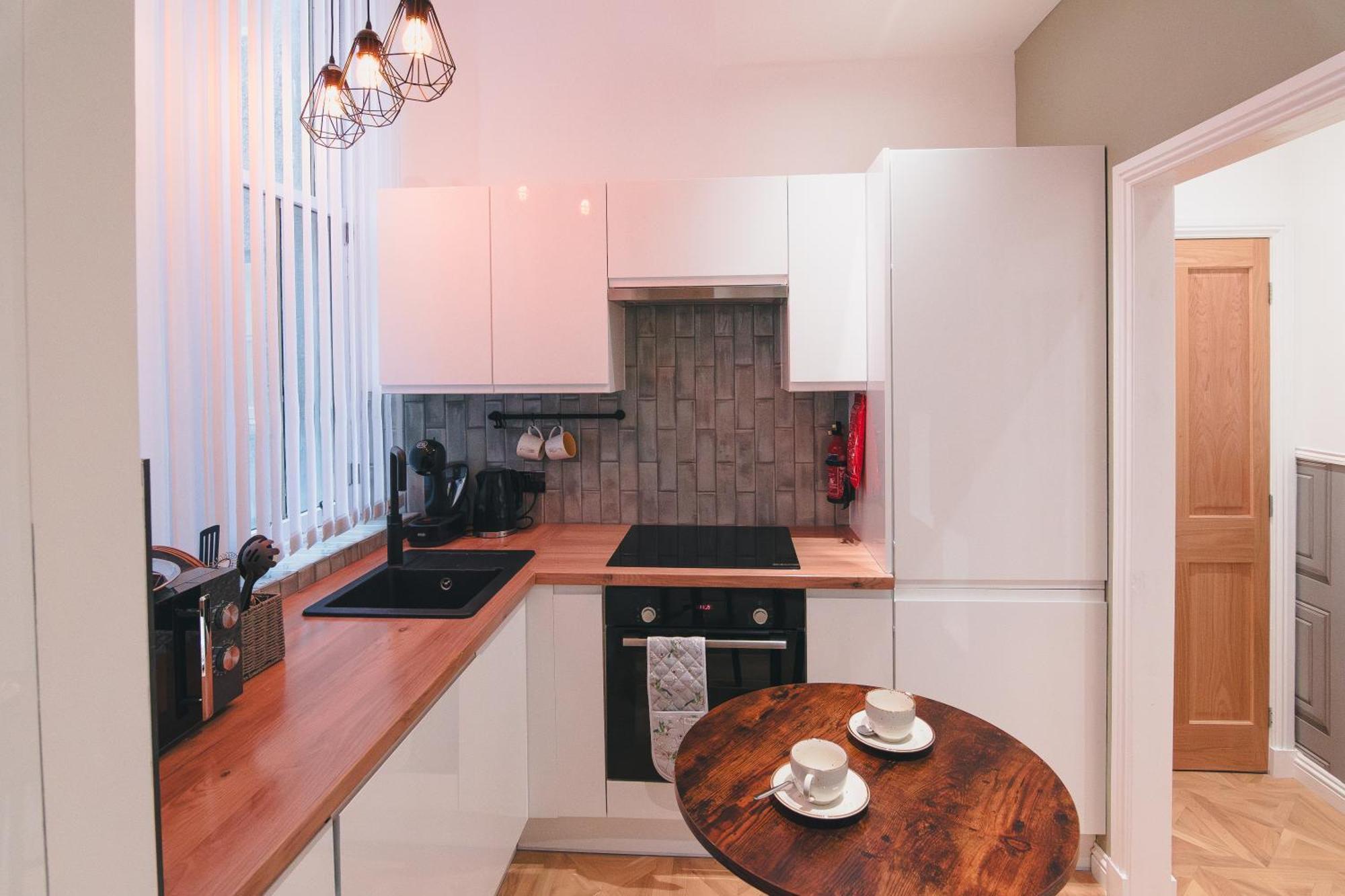 Modern In Centre, Guild Street, Free Wifi Apartment *