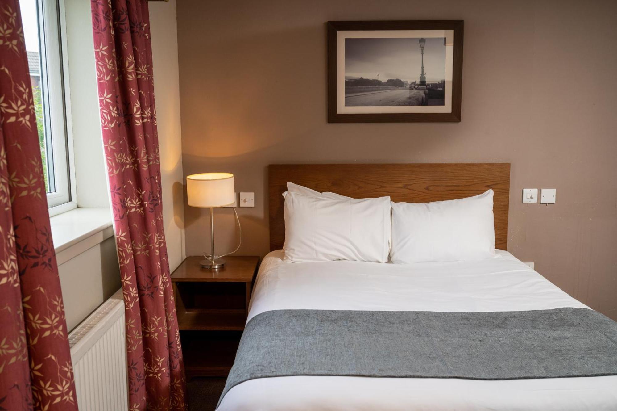 Hotel Wellington By Greene King 4*