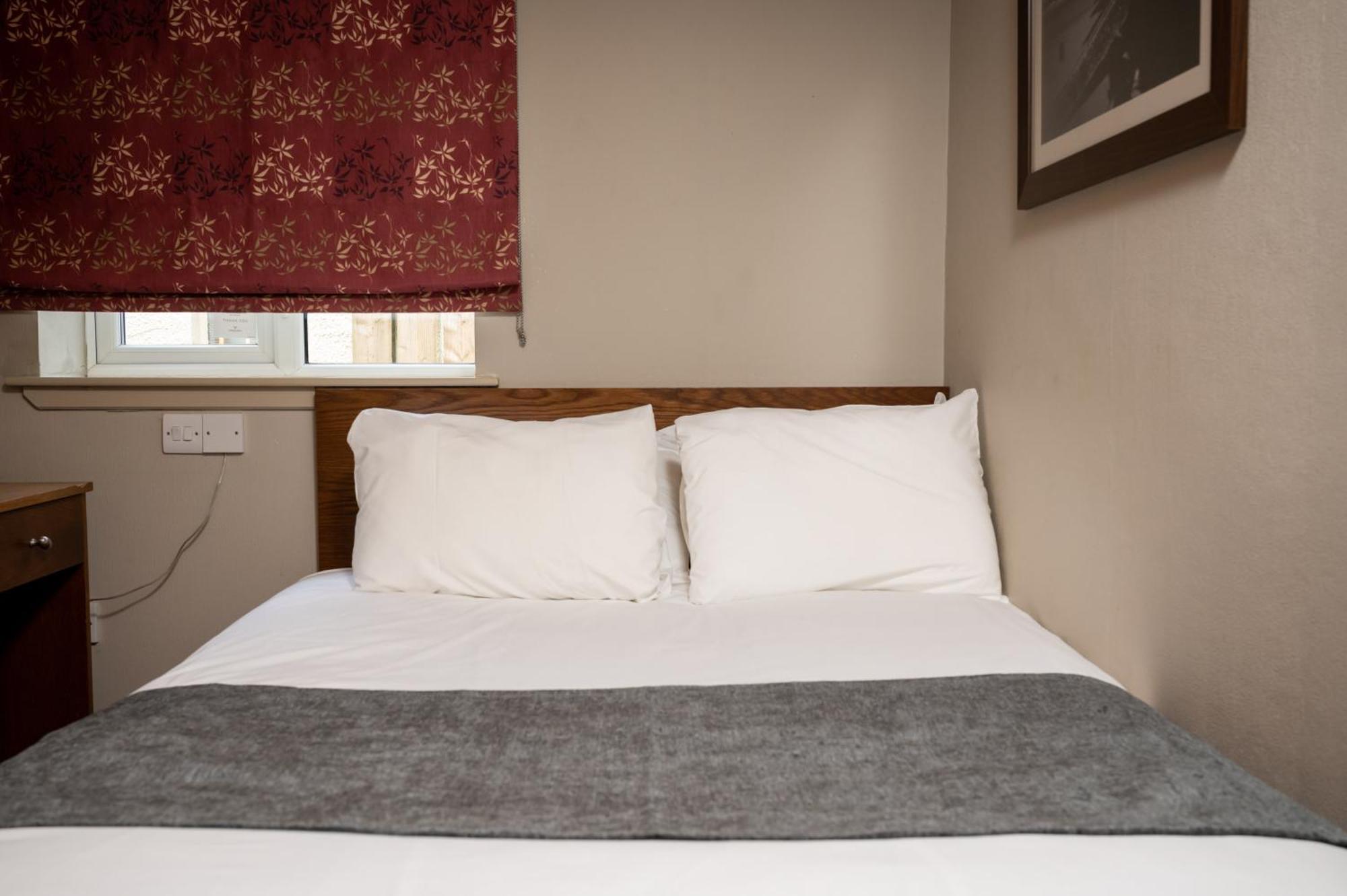 Wellington By Greene King Hotel