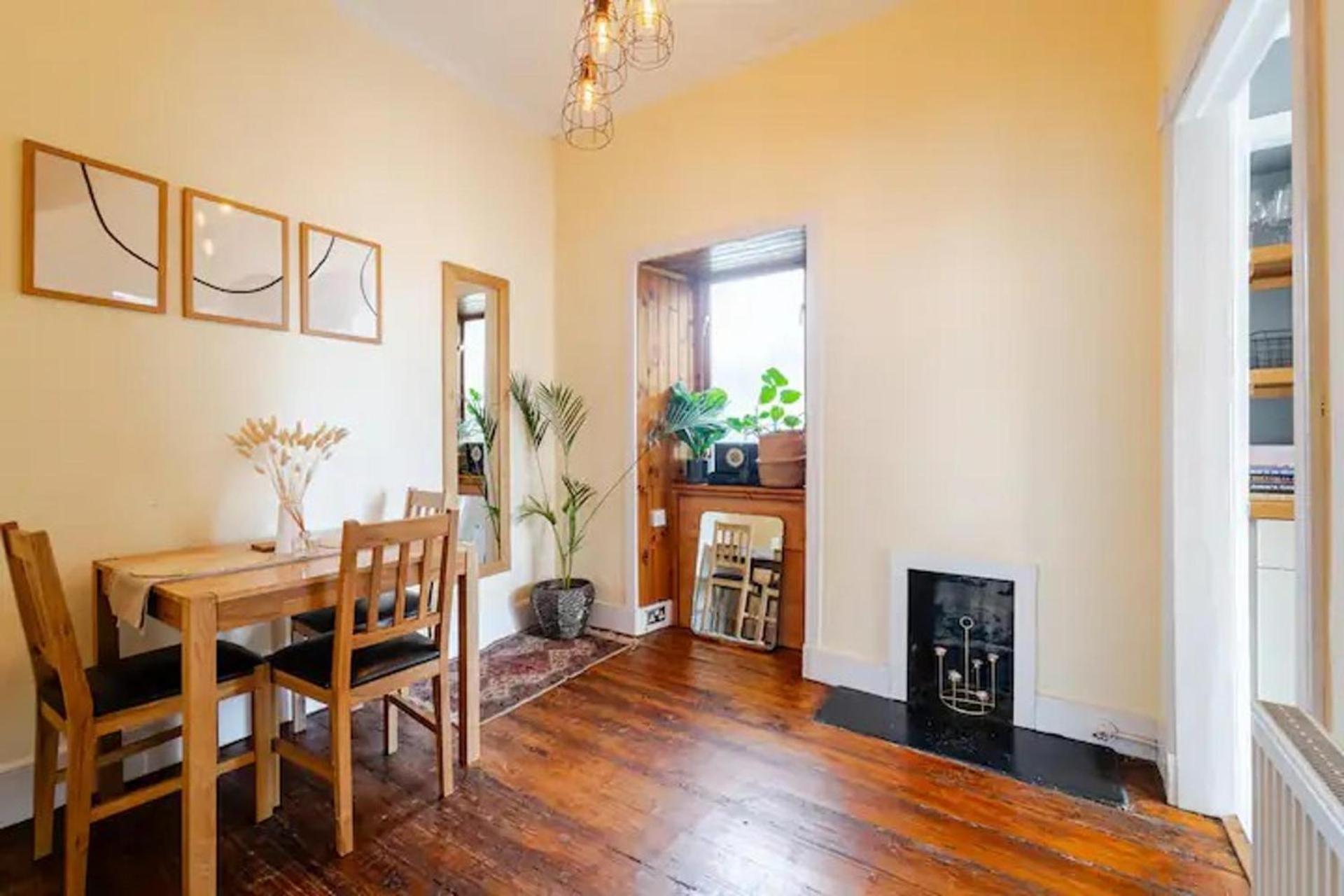 Spacious 1-bed Centre In