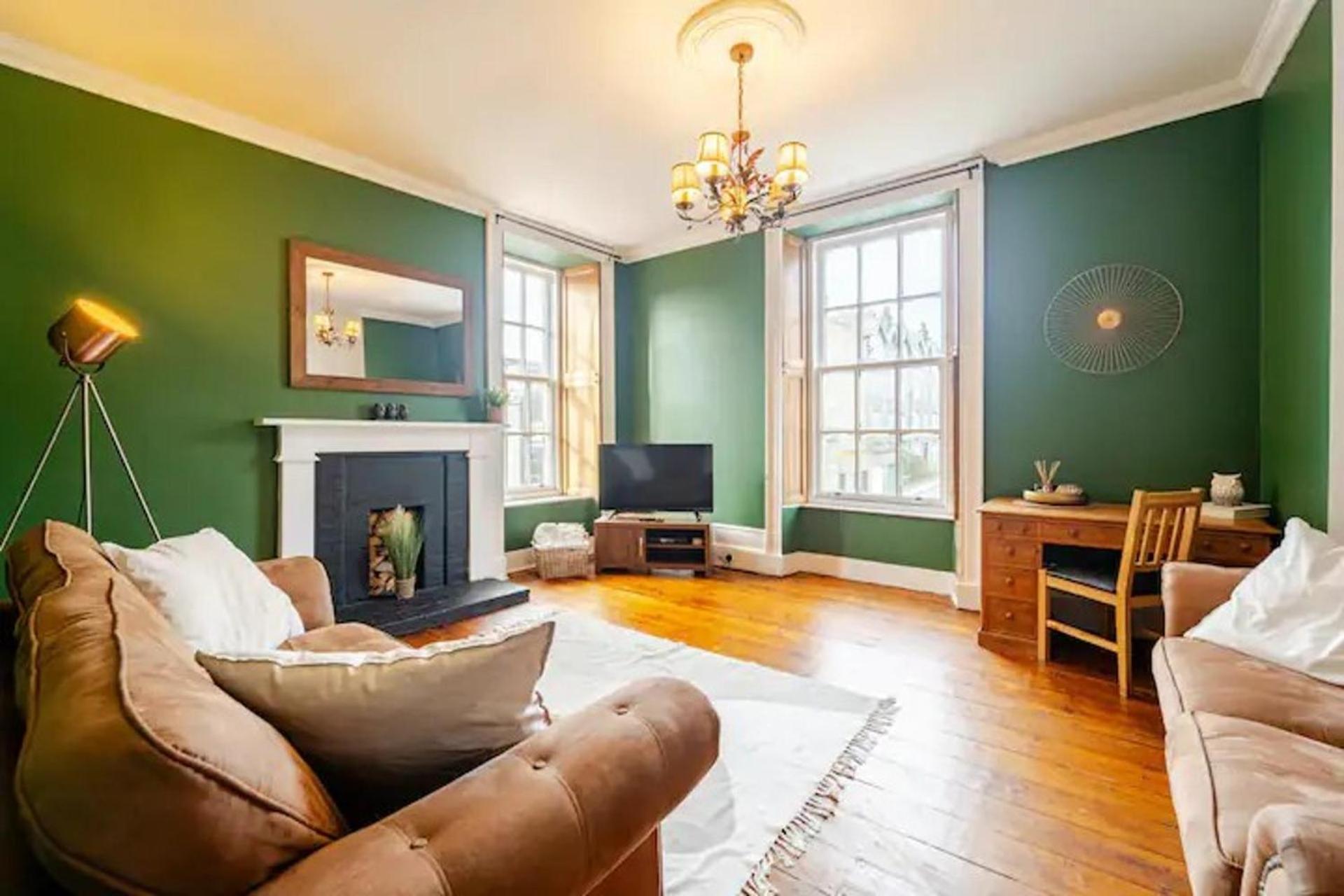 Spacious 1-bed Centre In Aberdeen