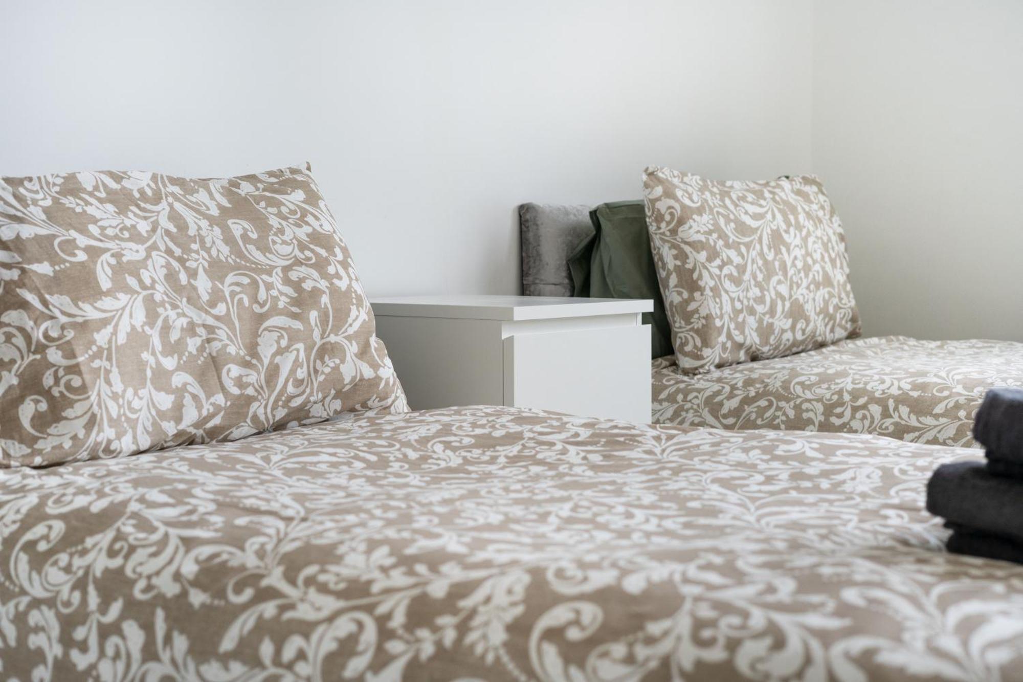 Cosy Fully Equipped 1, Close To Apartment *