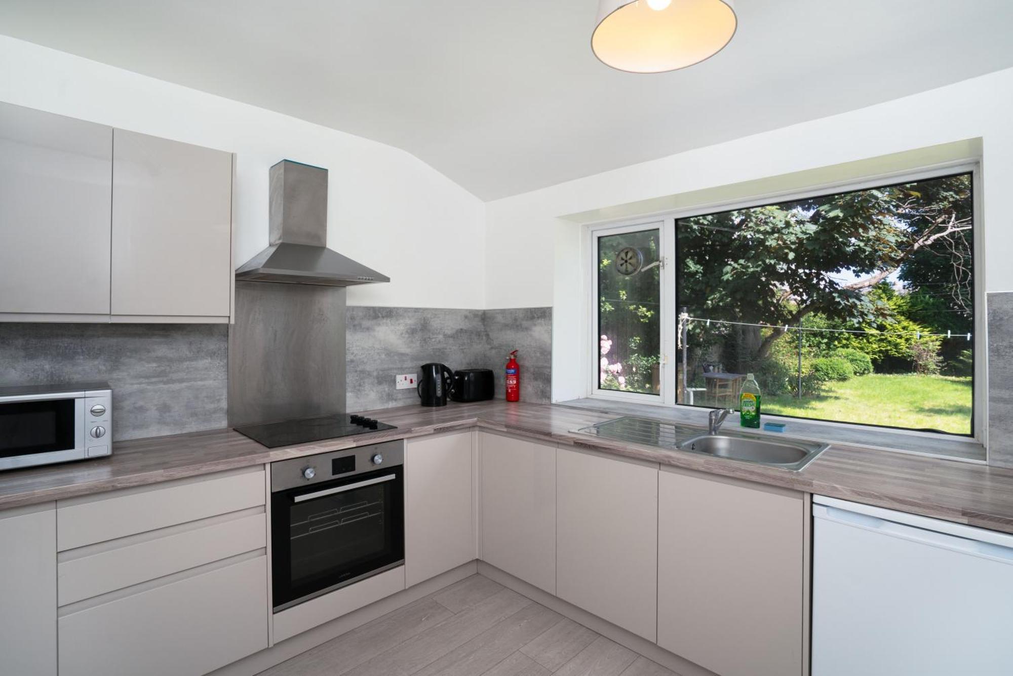 Cosy Fully Equipped 1, Close To Aberdeen