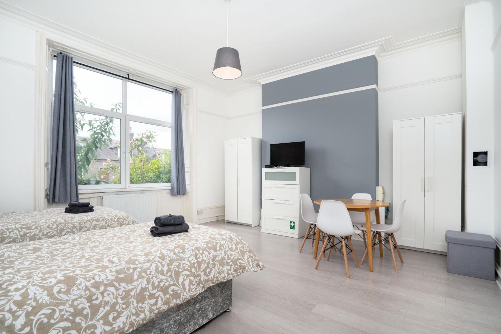 Apartment Cosy Fully Equipped 1, Close To