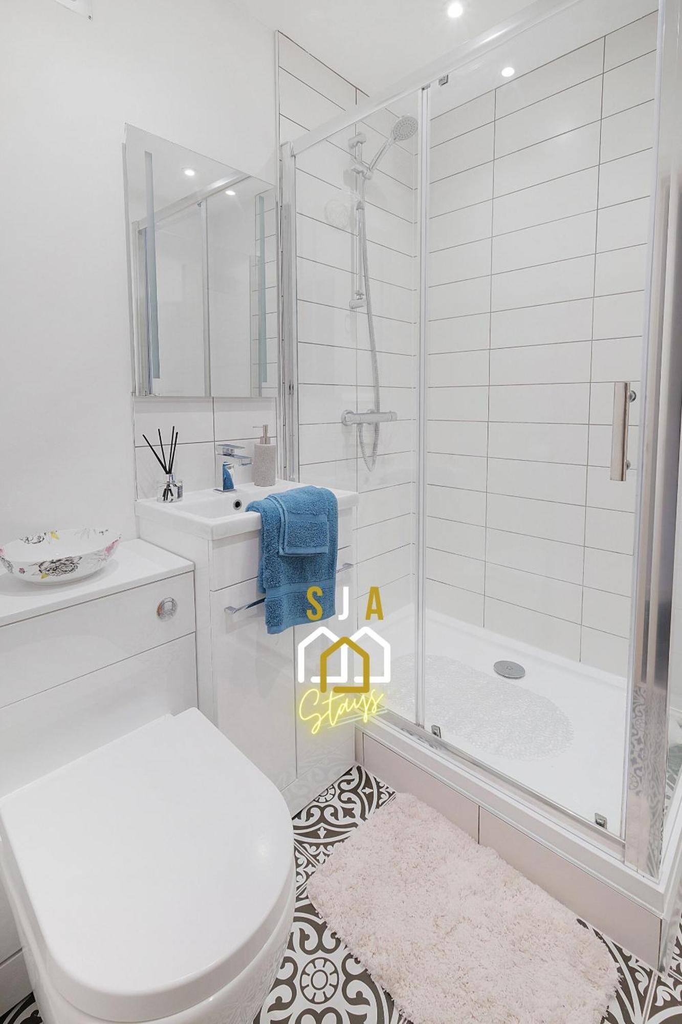 Apartment Dee Street - Sja - Modern 2 Bed *