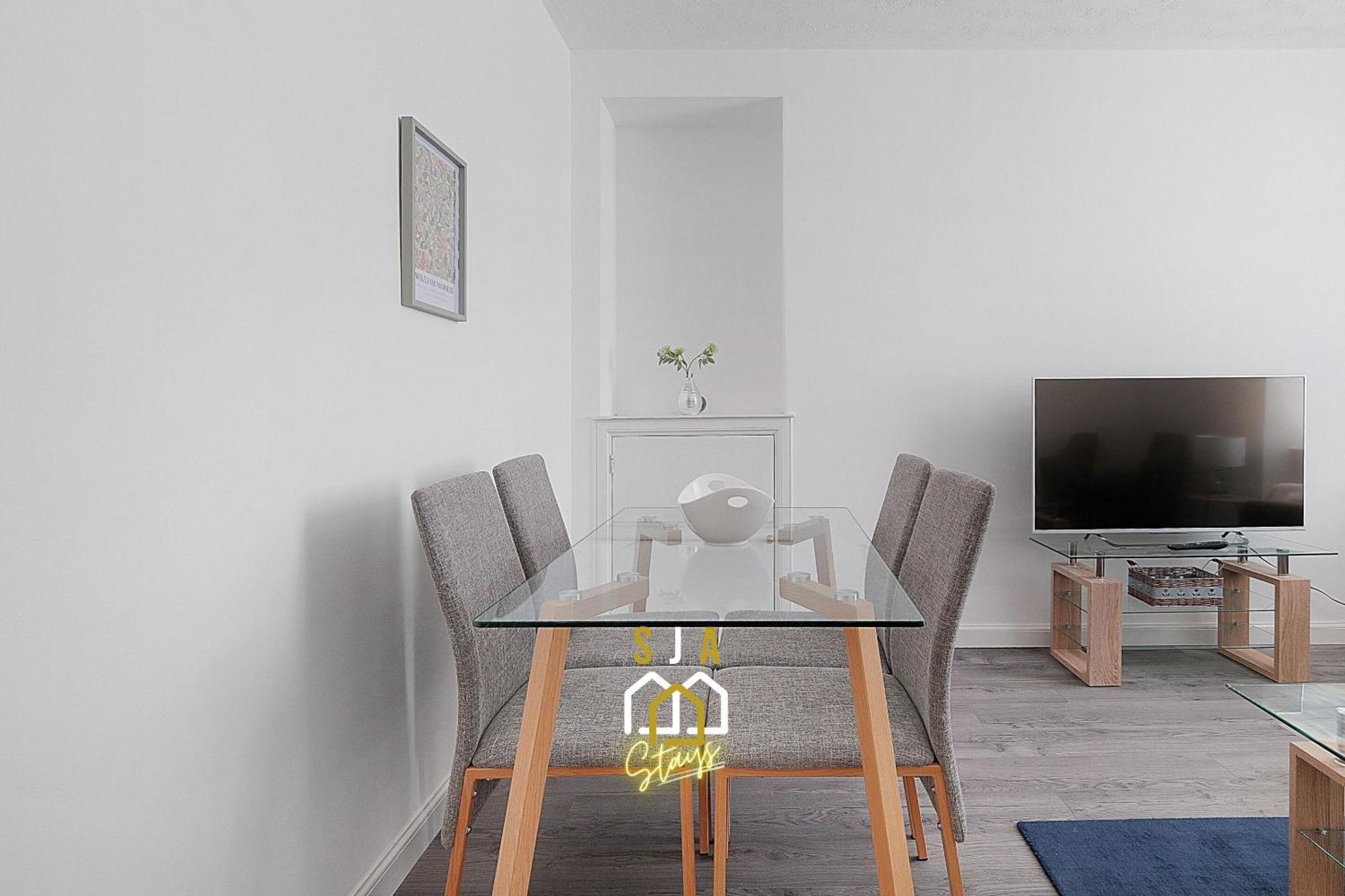 Dee Street - Sja - Modern 2 Bed Apartment