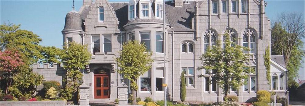 Atholl Hotel