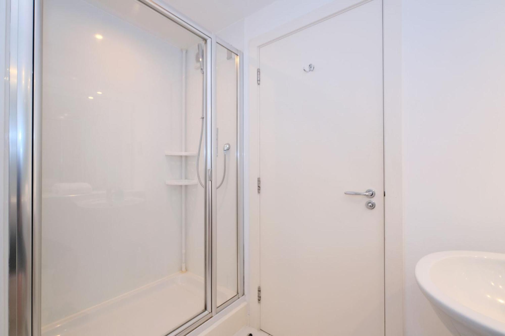 Apartment Contemporary Close To Centre *