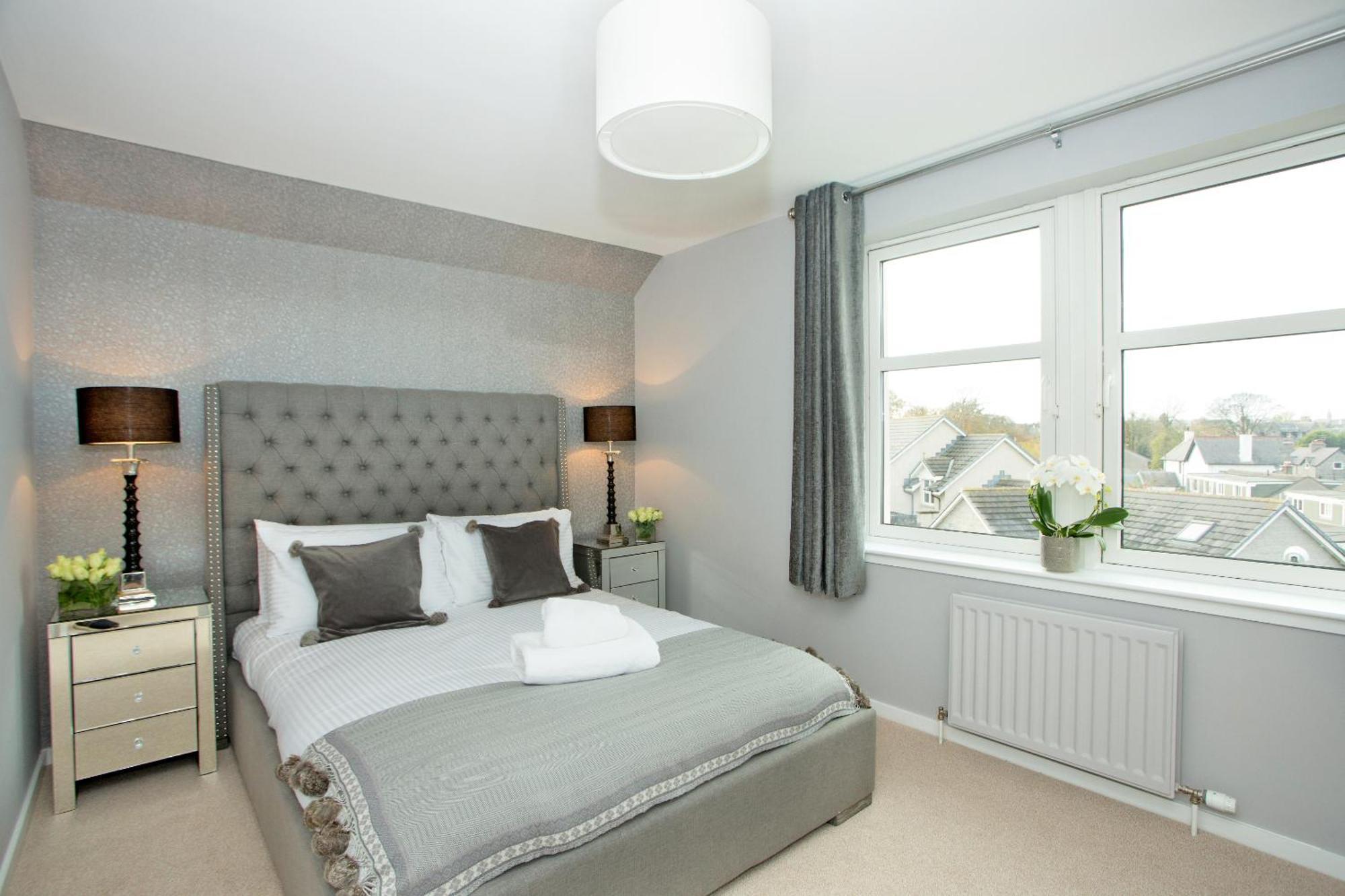 Contemporary Close To Centre Aberdeen
