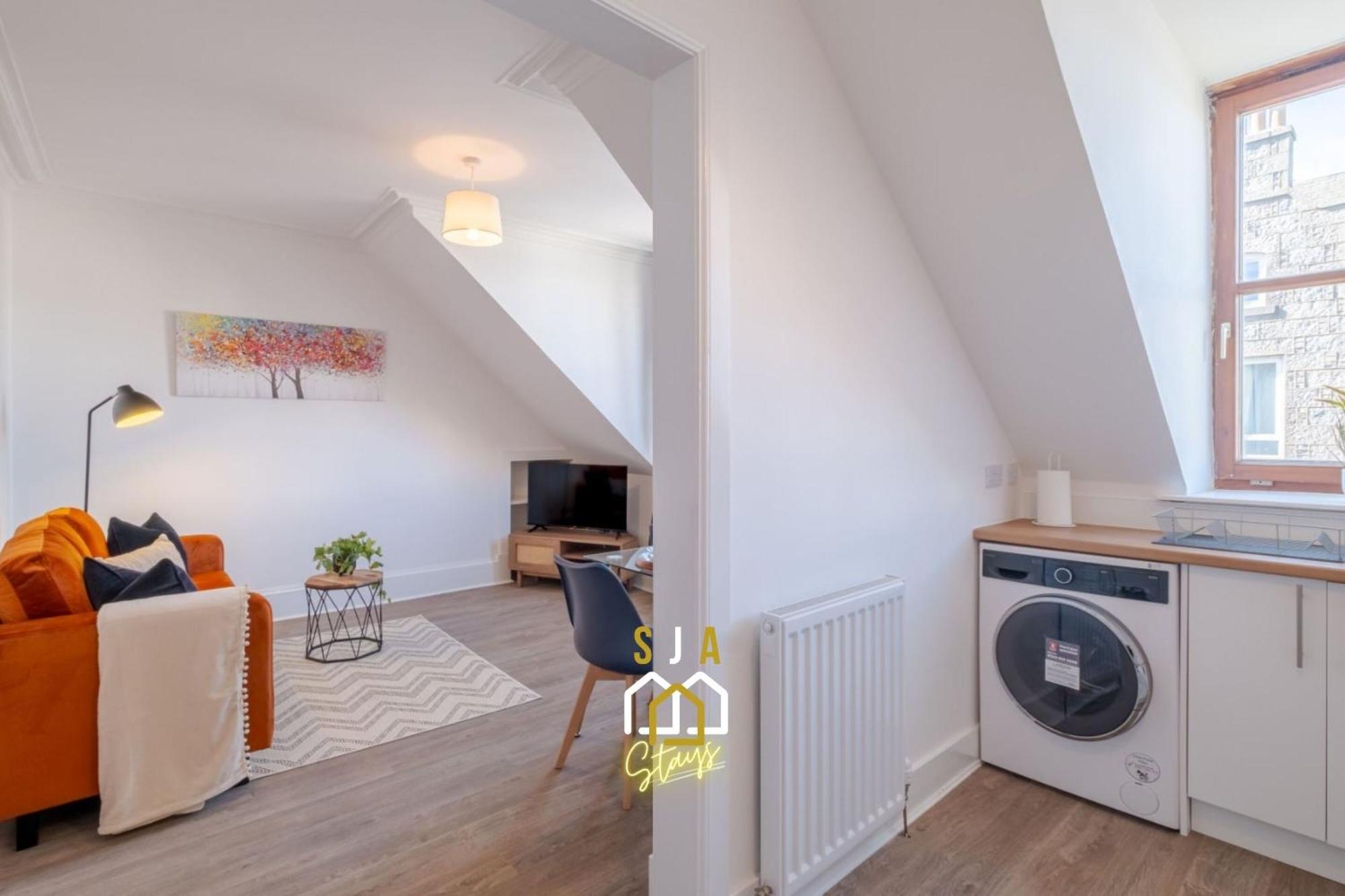 Summerfield - Sja - Modern 1 Bed * Aberdeen