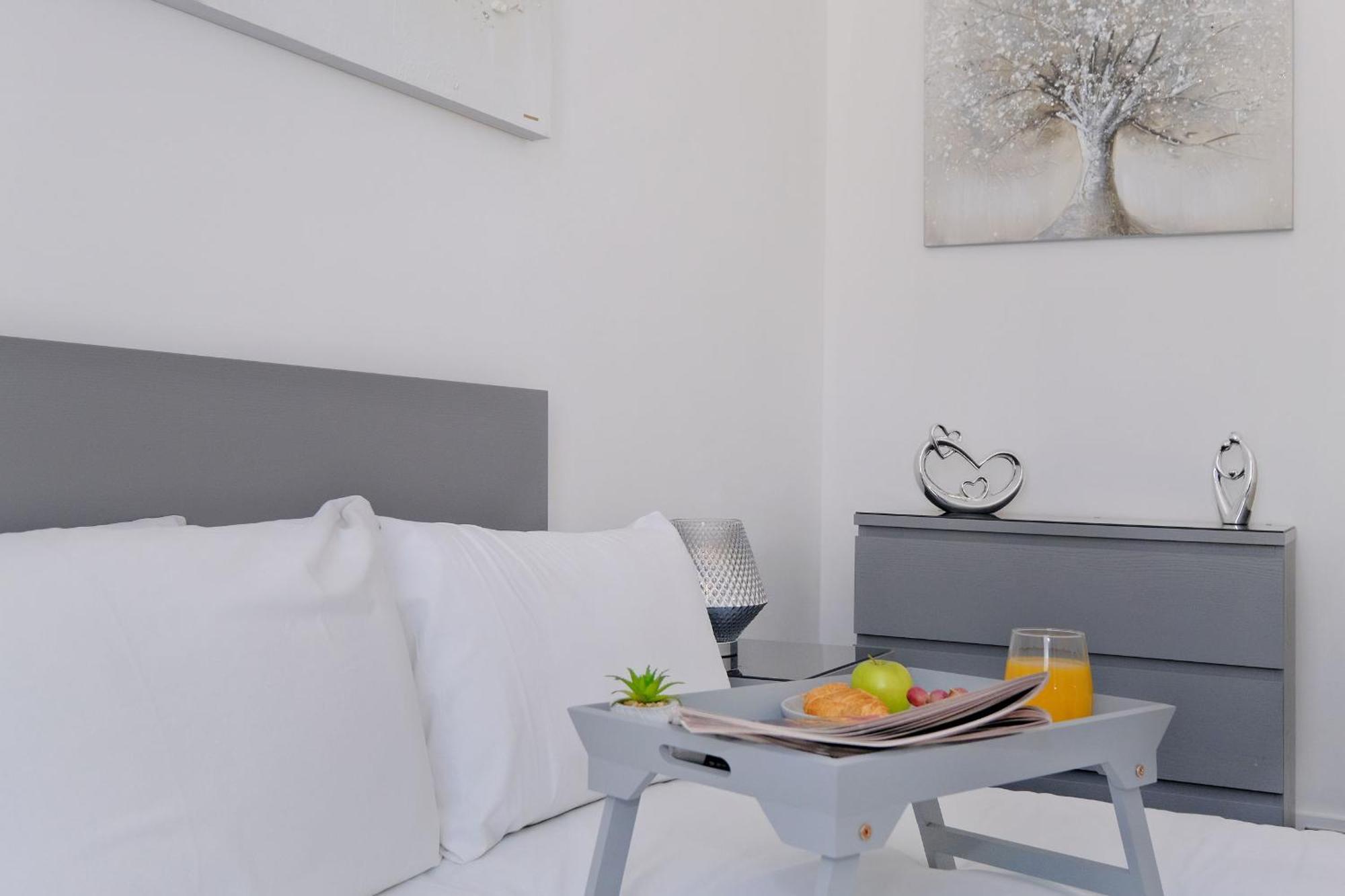 Stunning 2 Bed Centre Union Grove Apartment