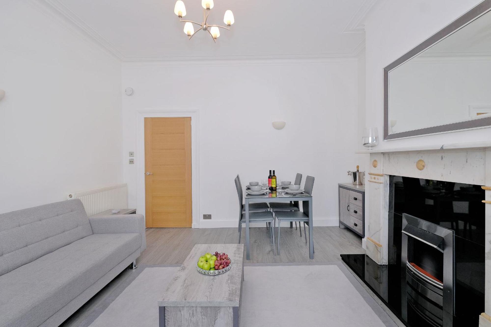 Stunning 2 Bed Centre Union Grove *