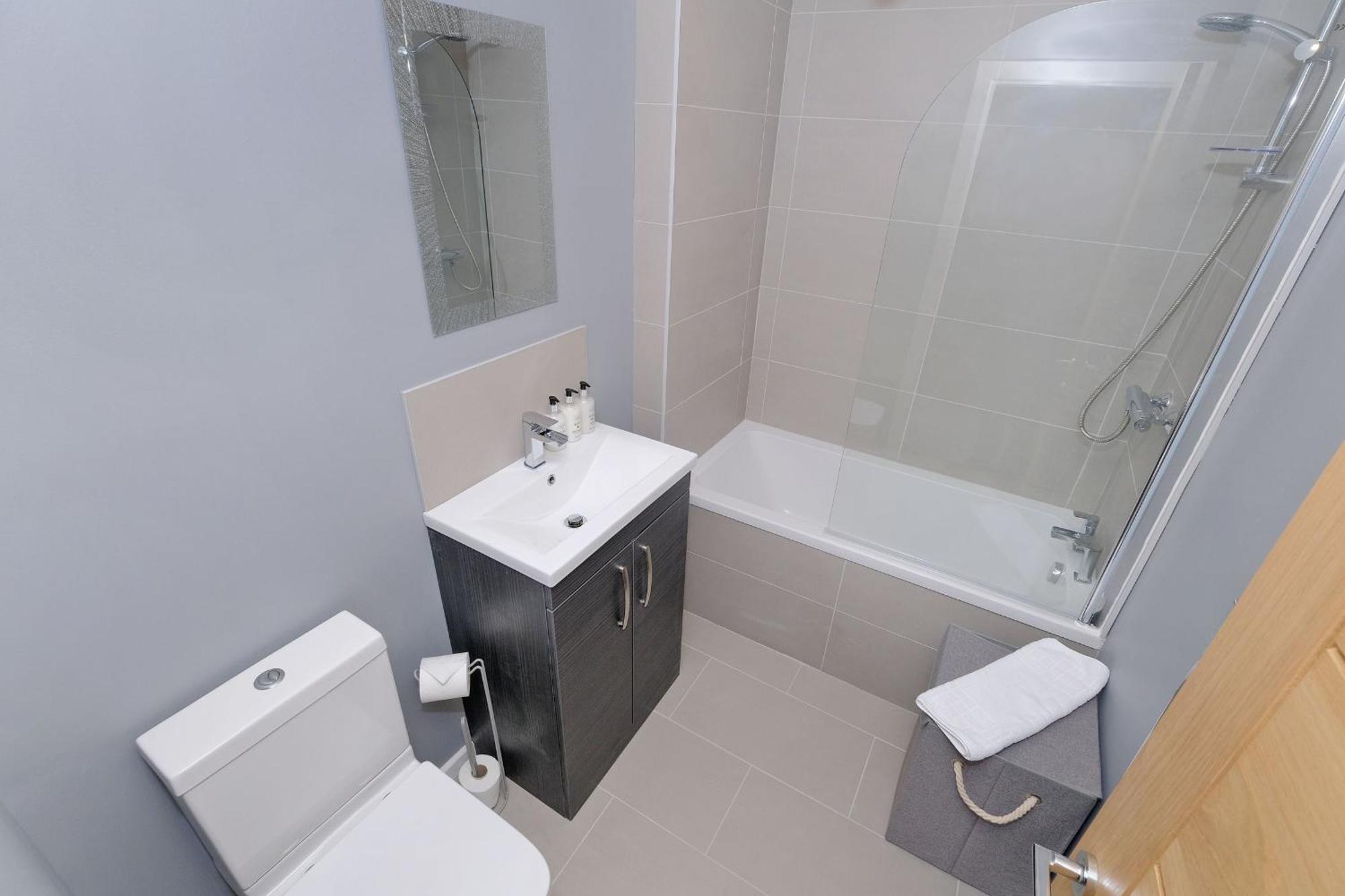 Stunning 2 Bed Centre Union Grove