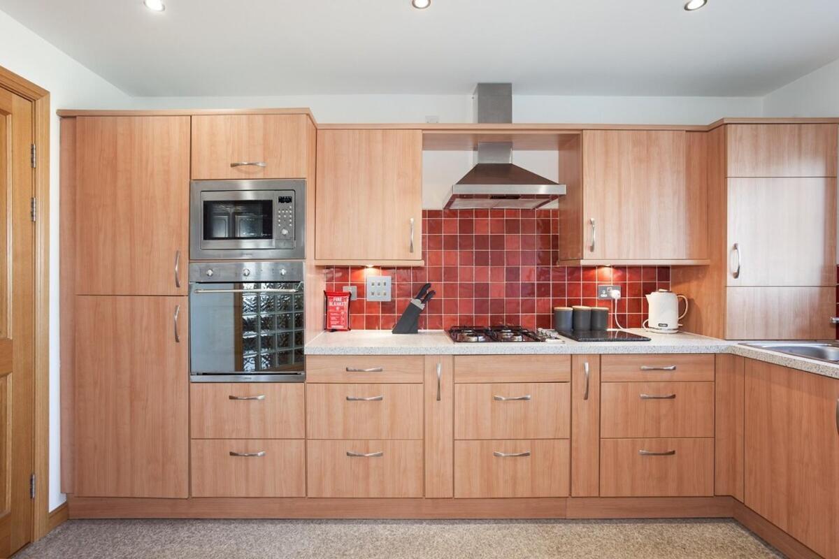 Apartment Executive 3 Bed Aberdeen