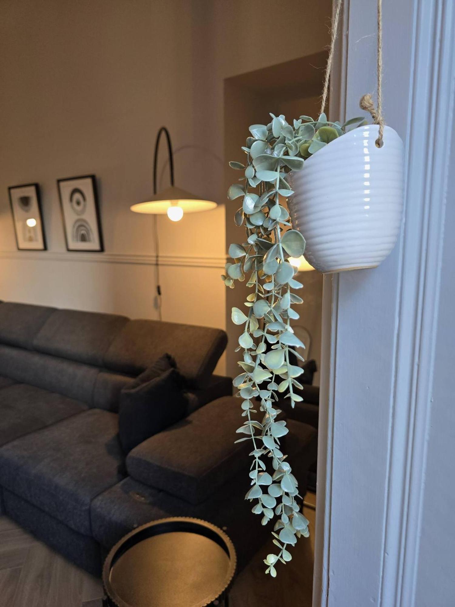 Luxury W/ 3 Beds + 24hr Check-in Apartment
