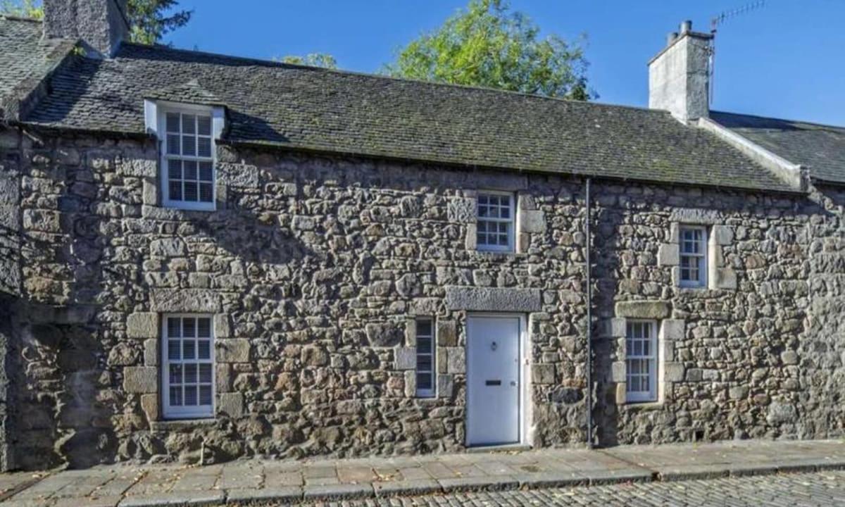 Snow Cottage, Old Aberdeen, 3 Bedroom Luxury *