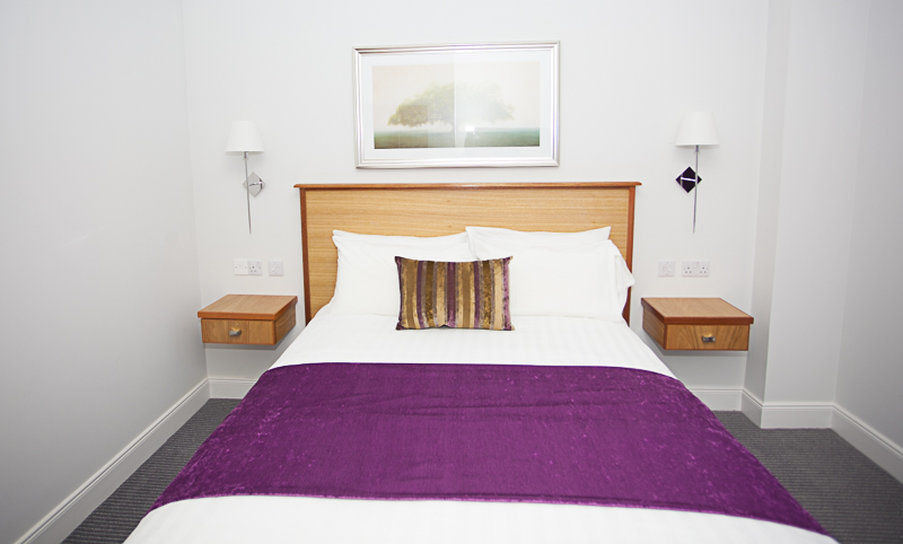 Douglas 3* Aberdeen