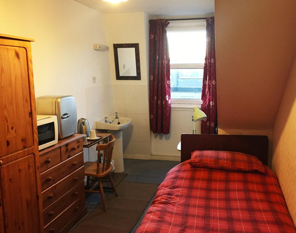 Antrim Guest house *