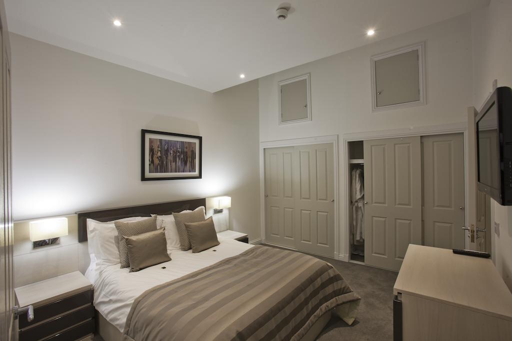 Aparthotel Apple 5*