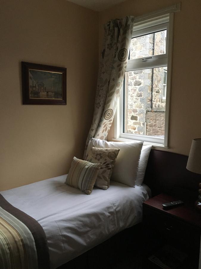Crown Bed & Breakfast