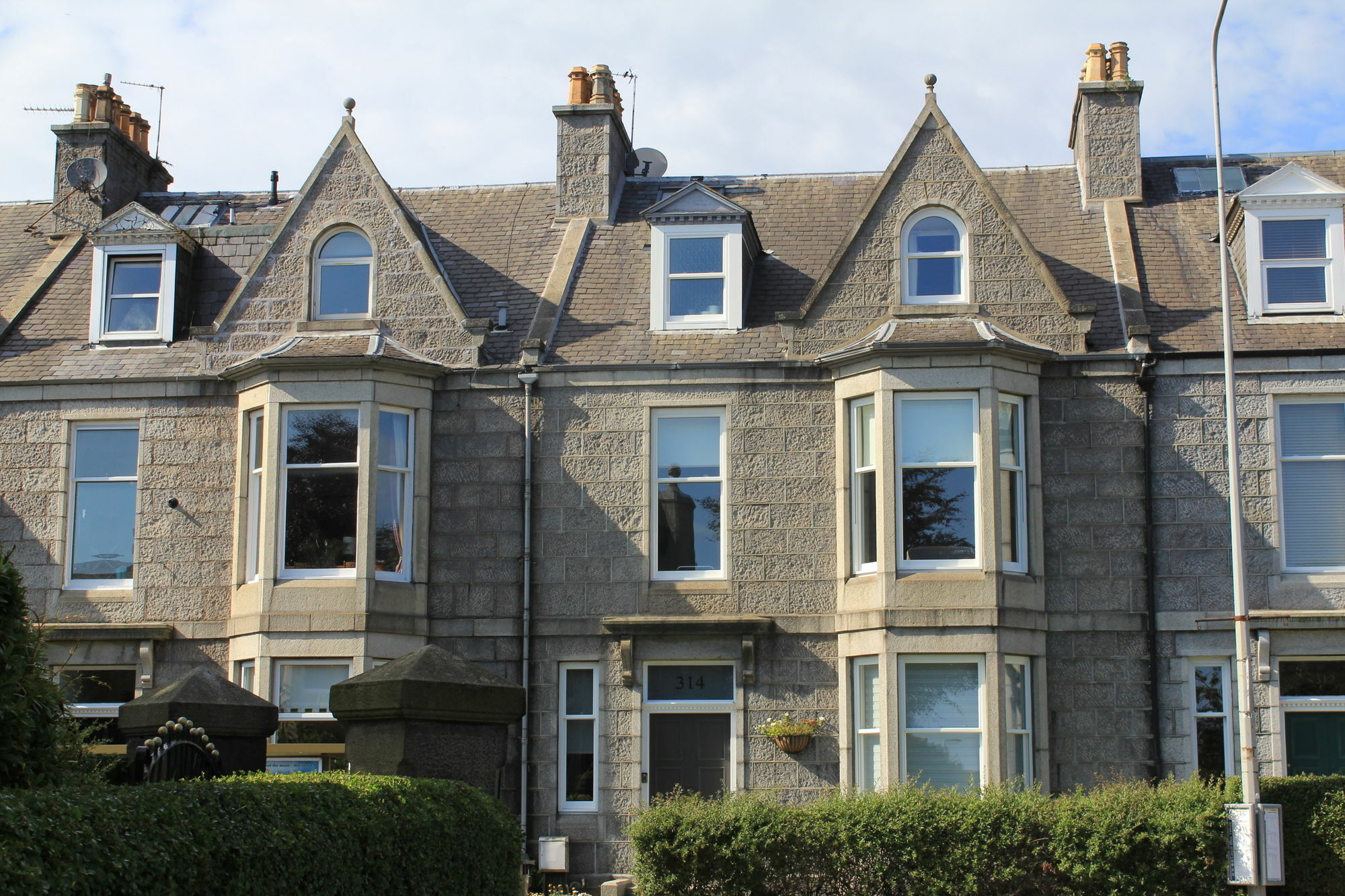 Western Guest house 3*