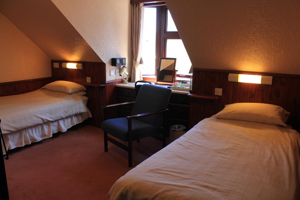 Beeches 3*