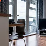 Parkhill Luxury Serviced Apartments - Hilton Campus
