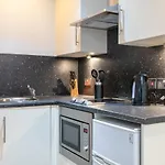 Victoria Court Suites - Aberdeen