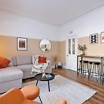 Sensational West End Living With Bicocca Stays