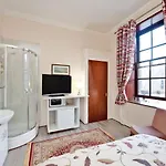 Shah Zaki Casa Bella