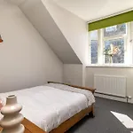 Remodelled Luxury 3 Bed Apartment