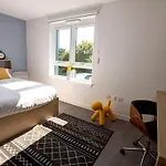 Spacious Studios And Ensuites At Caledon Court In Aberdeen