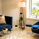 West End Retreat - Sja Stays - 2 Bed Apartment