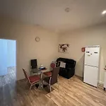 Aberdeen Stay Central 2-Bedrooms Apt-No Party