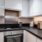 Wheretostay 1 Bed Apartment Aberdeen