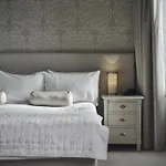 The Cults Hotel