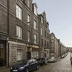 Executive 1 Bed City Centre Ashvale Place
