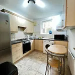 Kechstone Apartments - K2