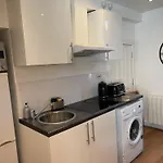 Basic One Bed Comfy Apt