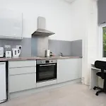 Cosy Fully Equipped Studio 3, Close To University